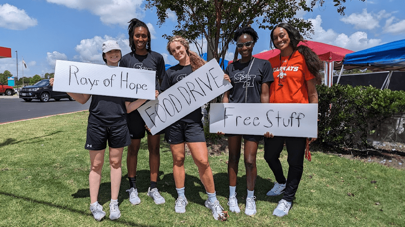 Rays of Hope Drive-thru Event Unites Huntsville in Generosity