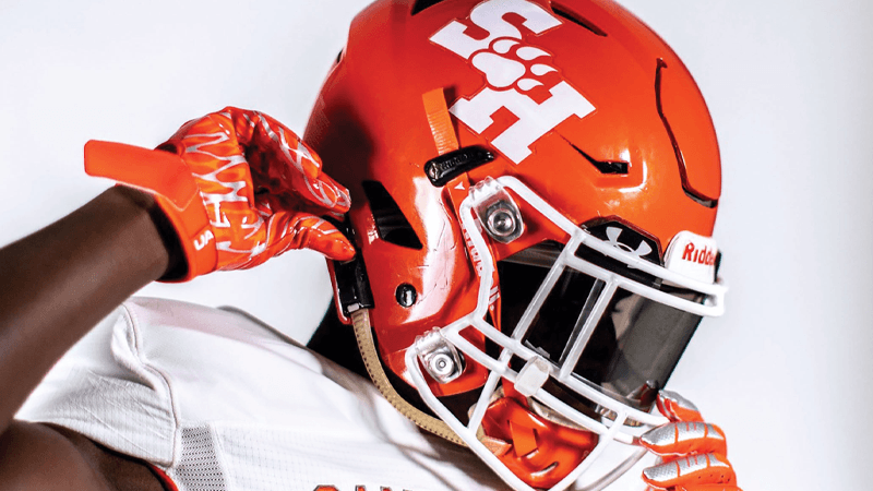 Kats fall short in 37-20 loss at Hawaii