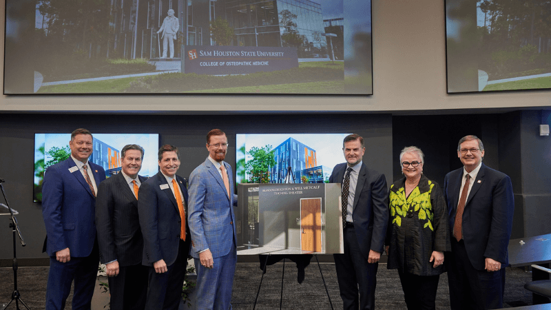 SHSU Dedicates New Teaching Theater to Creighton &amp; Metcalf