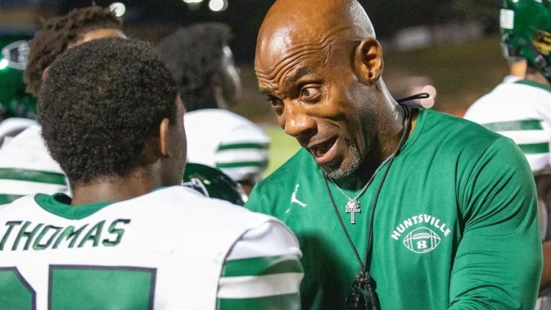 Coach Bennie Wylie resigns from Huntsville ISD to join University of Houston football